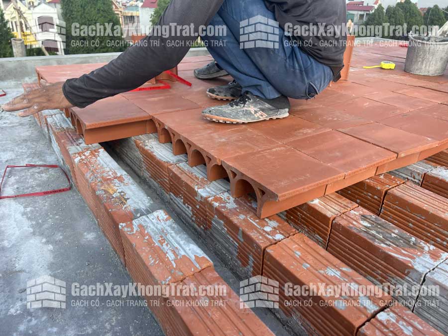 Gạch Chống Nóng đất Nung Chữ U
